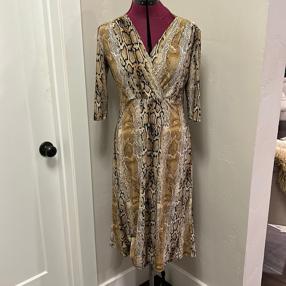 AWESOME snakeskin printed stretch knit dress